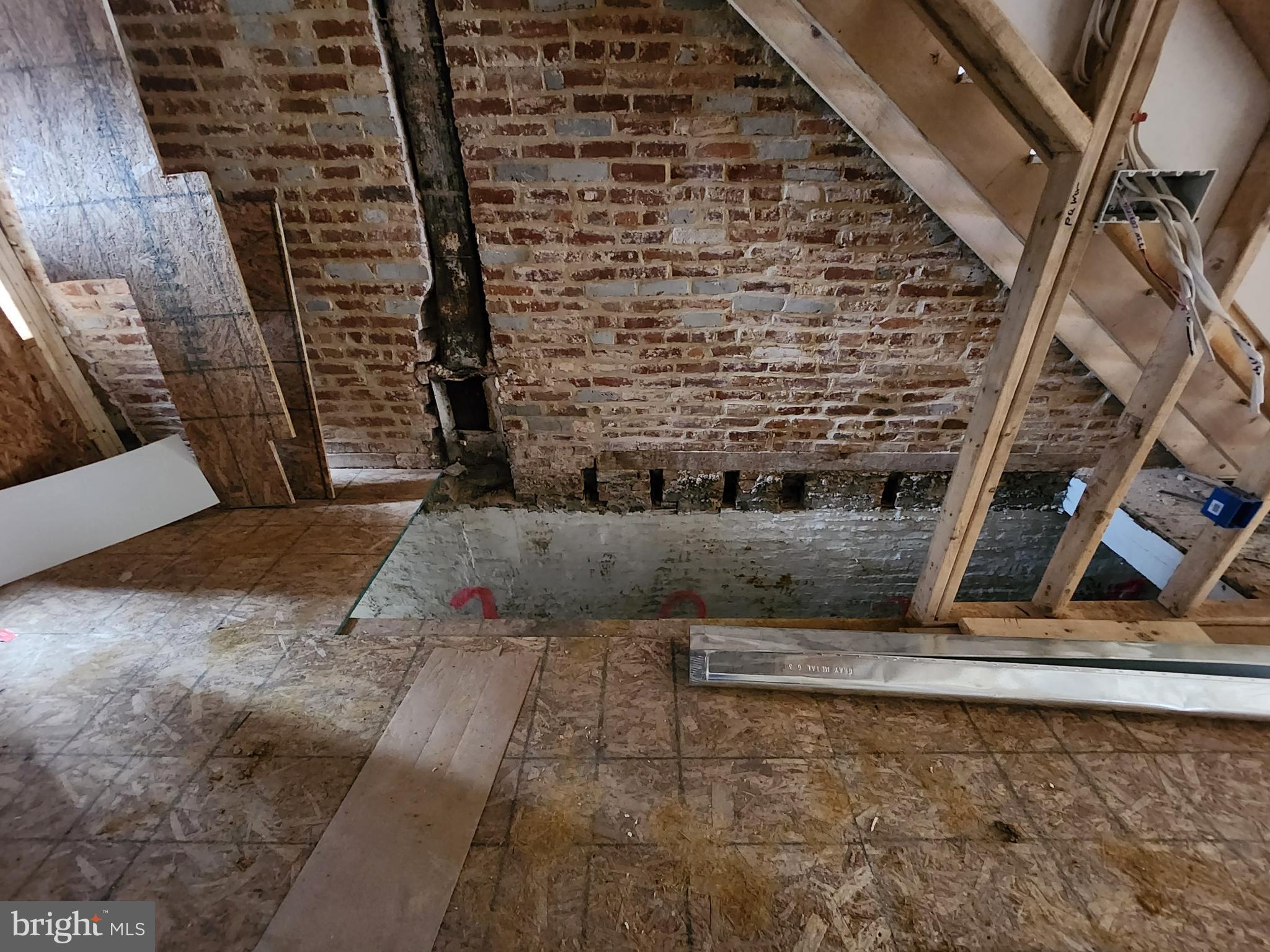 EAST BALTIMORE MIDWAY - Residential