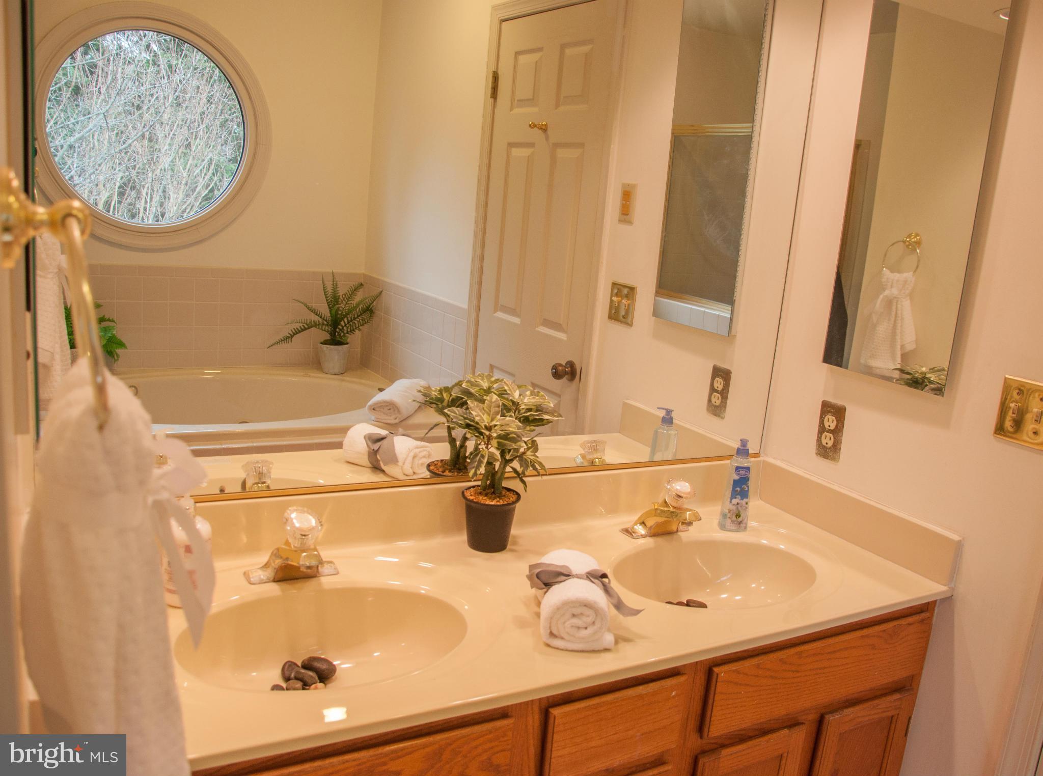 RIVA TRACE - Residential