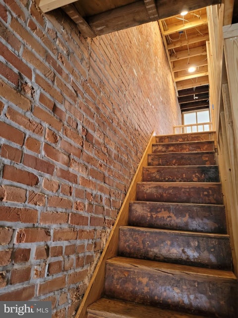 Townhouse For Sale - 48 E Price Street<br/> PHILADELPHIA, PA 19099