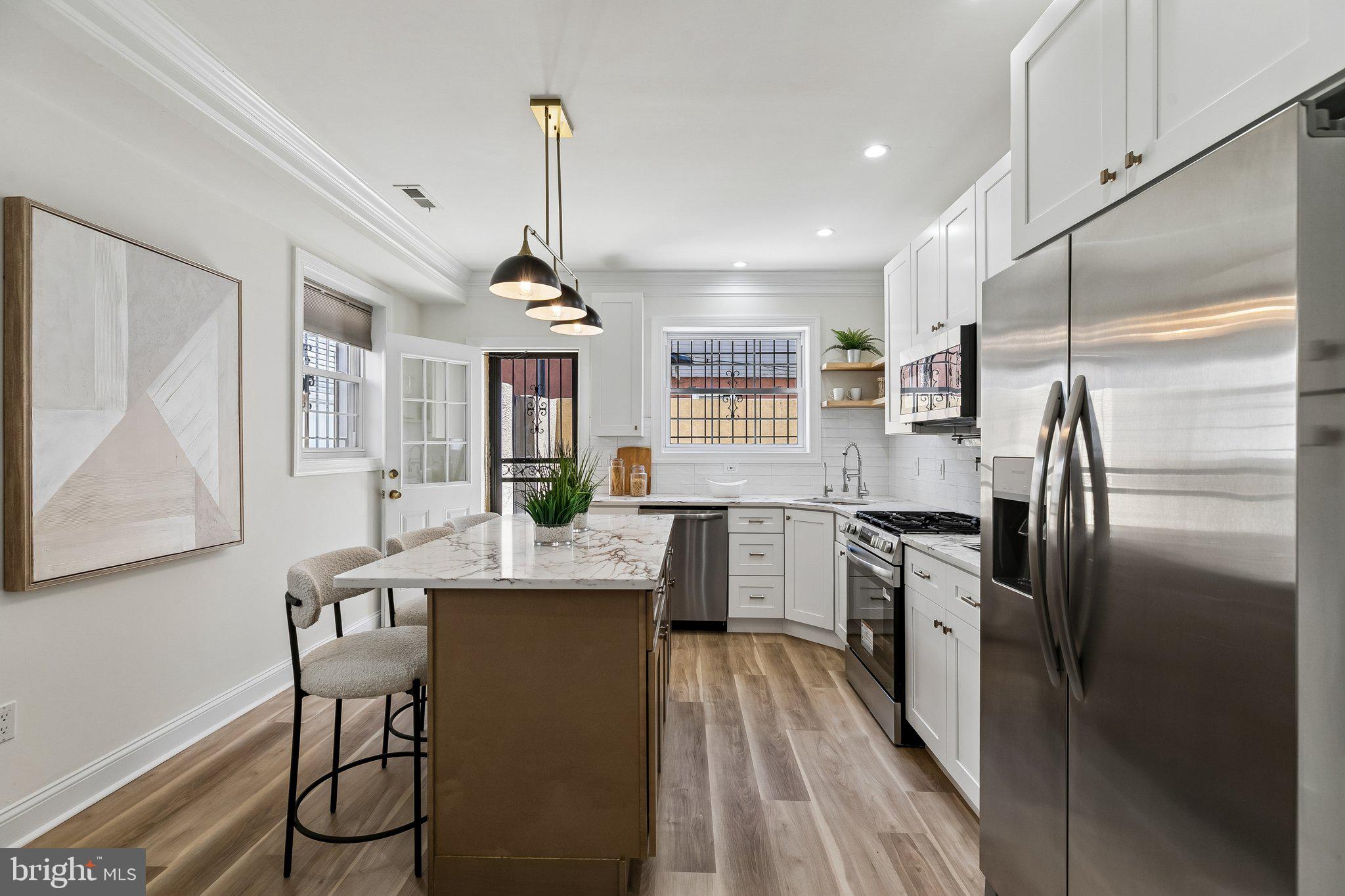 PASSYUNK SQUARE - Residential