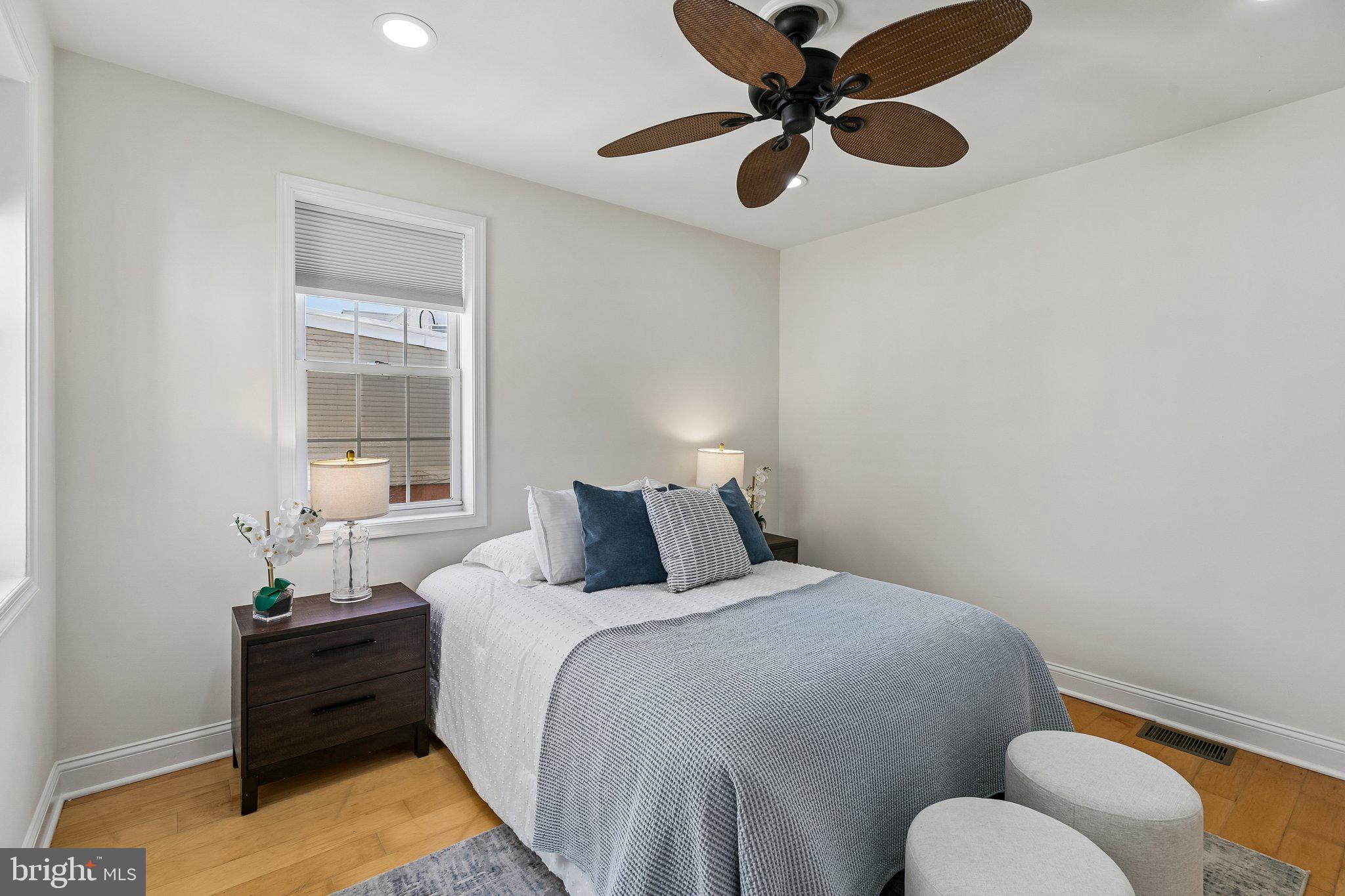 PASSYUNK SQUARE - Residential
