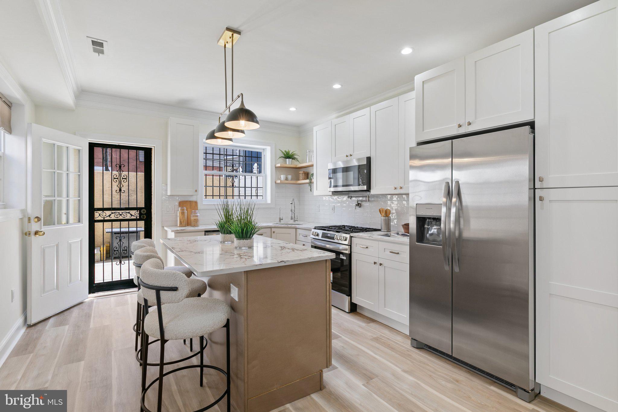 PASSYUNK SQUARE - Residential