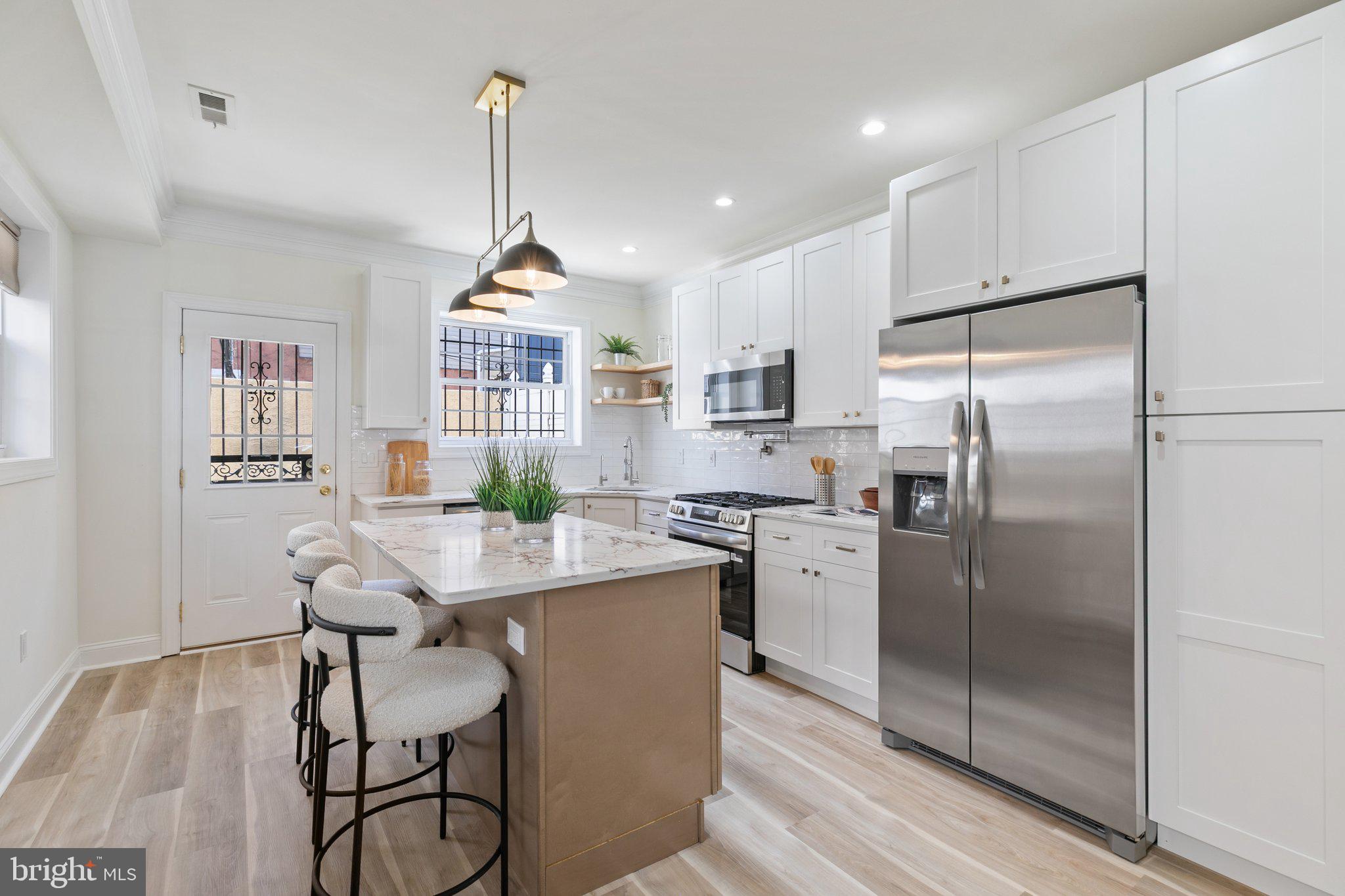 PASSYUNK SQUARE - Residential