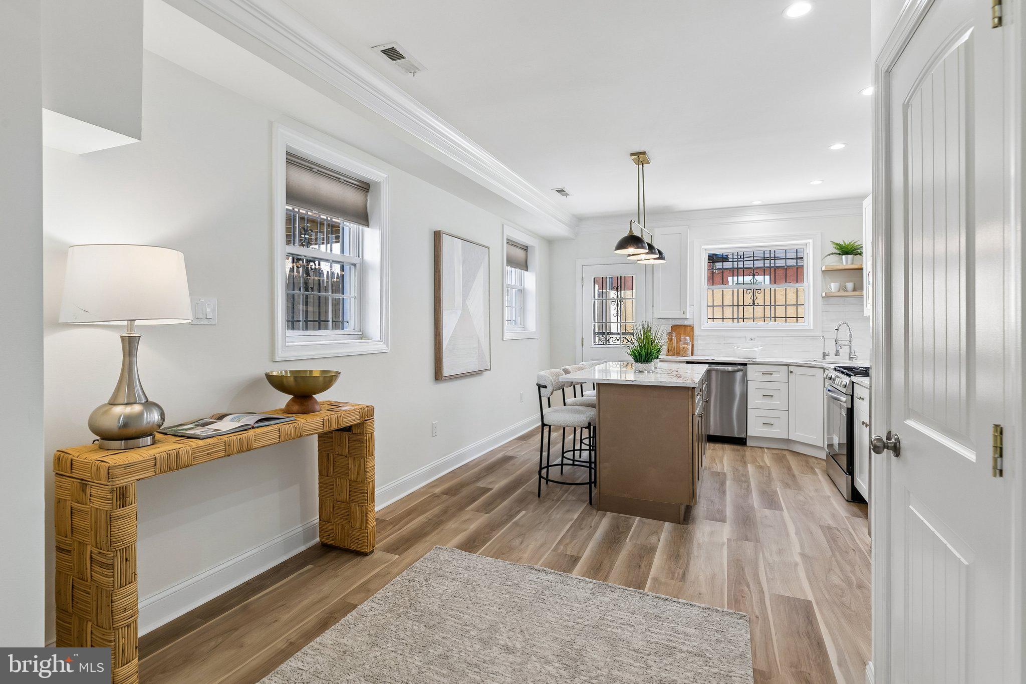 PASSYUNK SQUARE - Residential