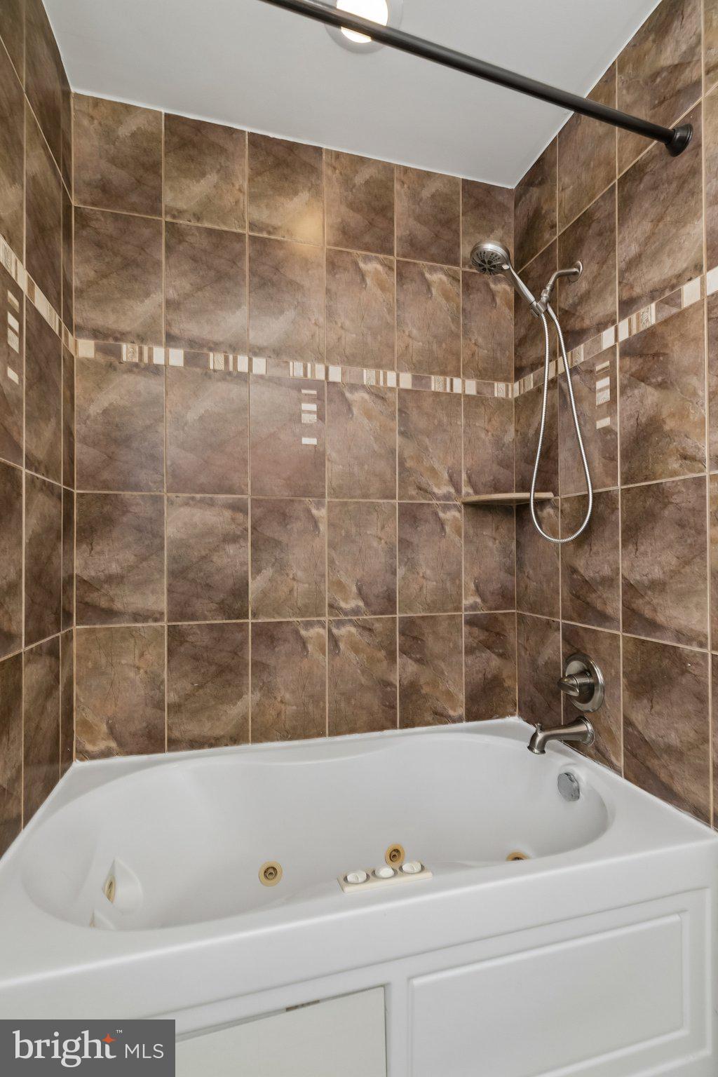 PASSYUNK SQUARE - Residential