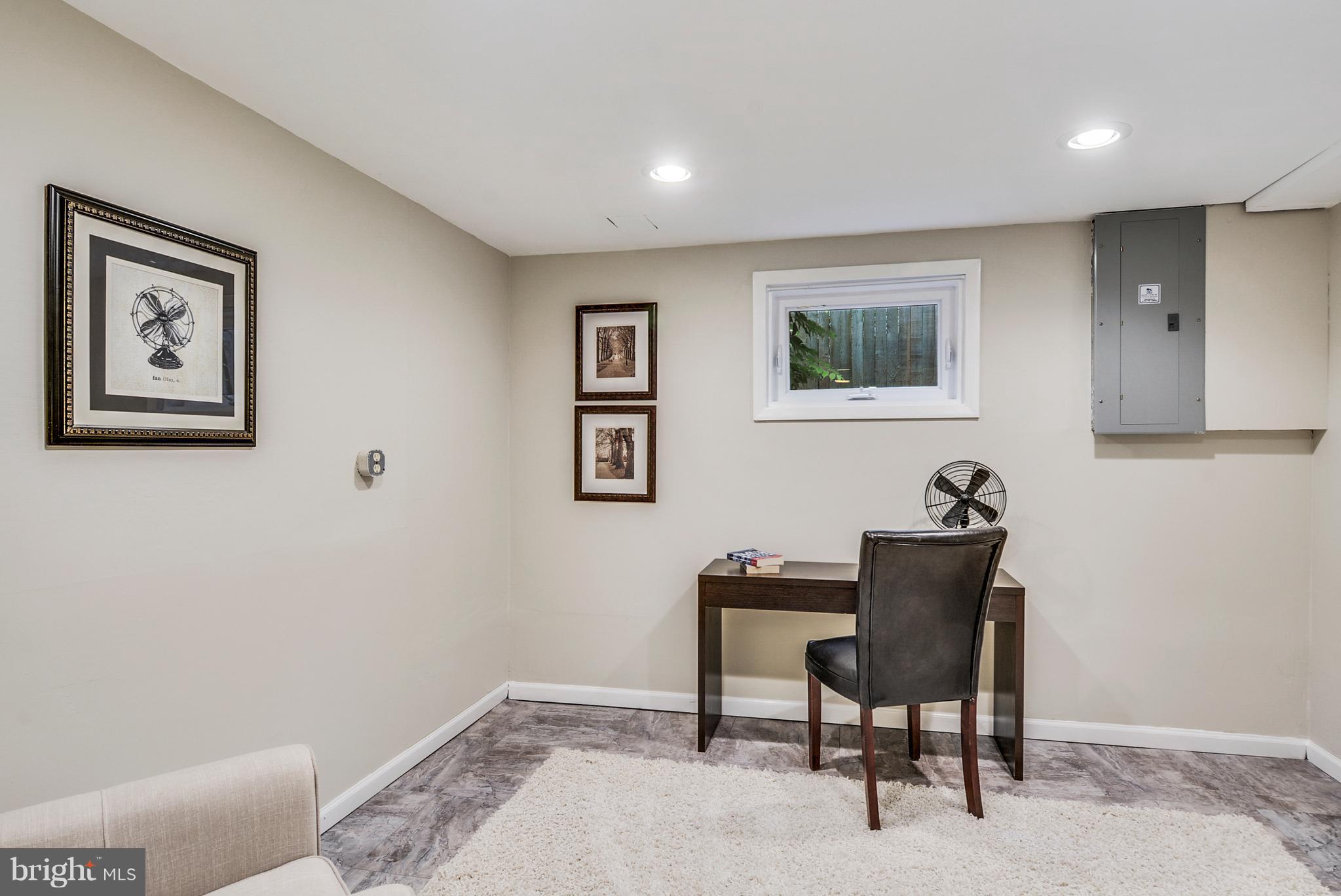 SOUTH WOODSIDE PARK - Residential