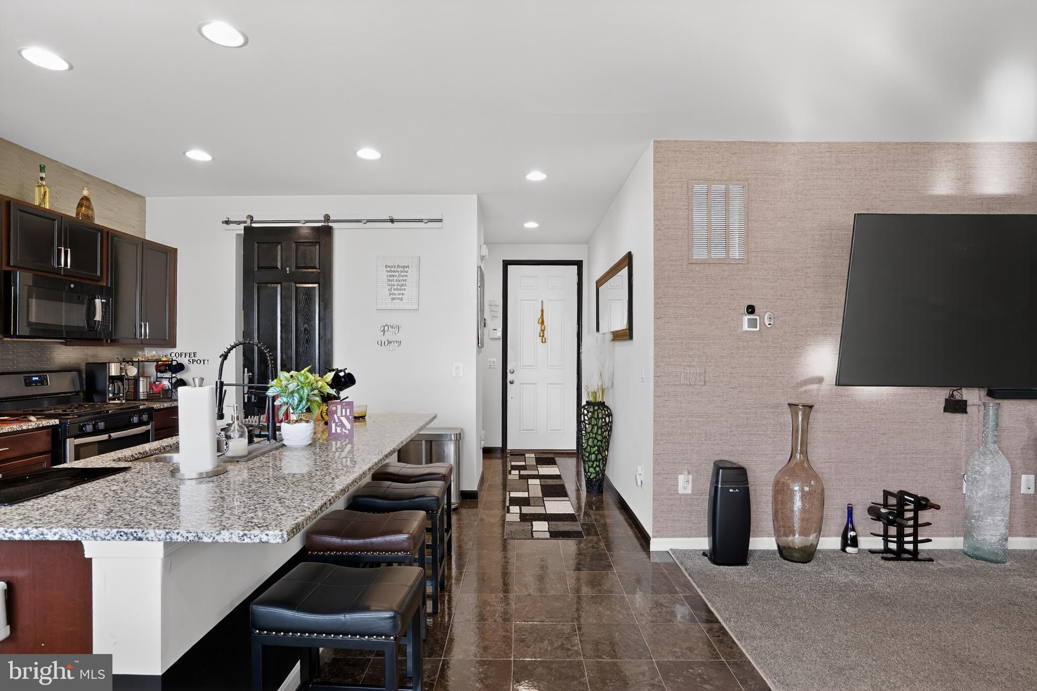 SOUTHERN HILLS - Residential