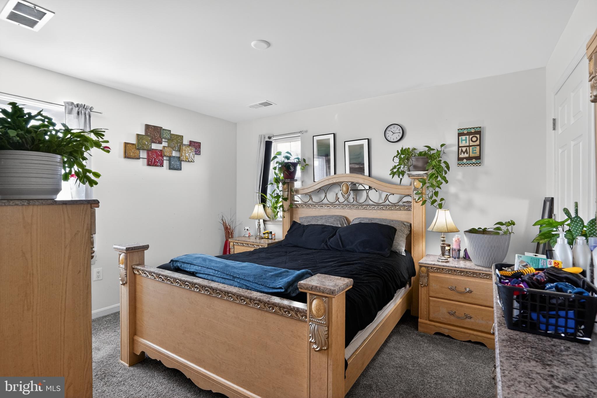 SOUTHERN HILLS - Residential