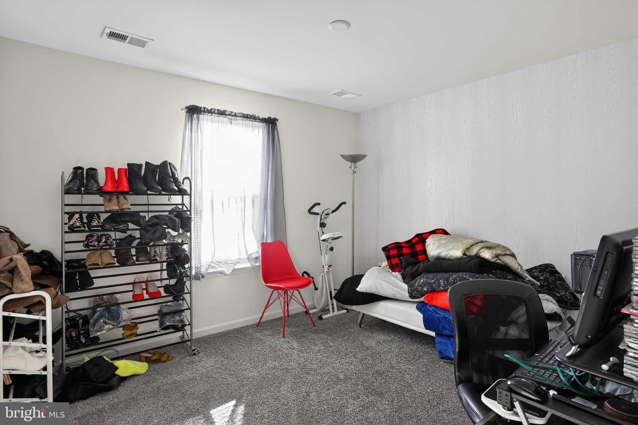 SOUTHERN HILLS - Residential