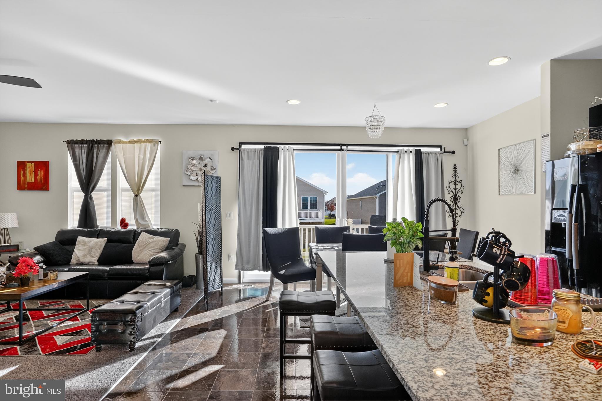 SOUTHERN HILLS - Residential