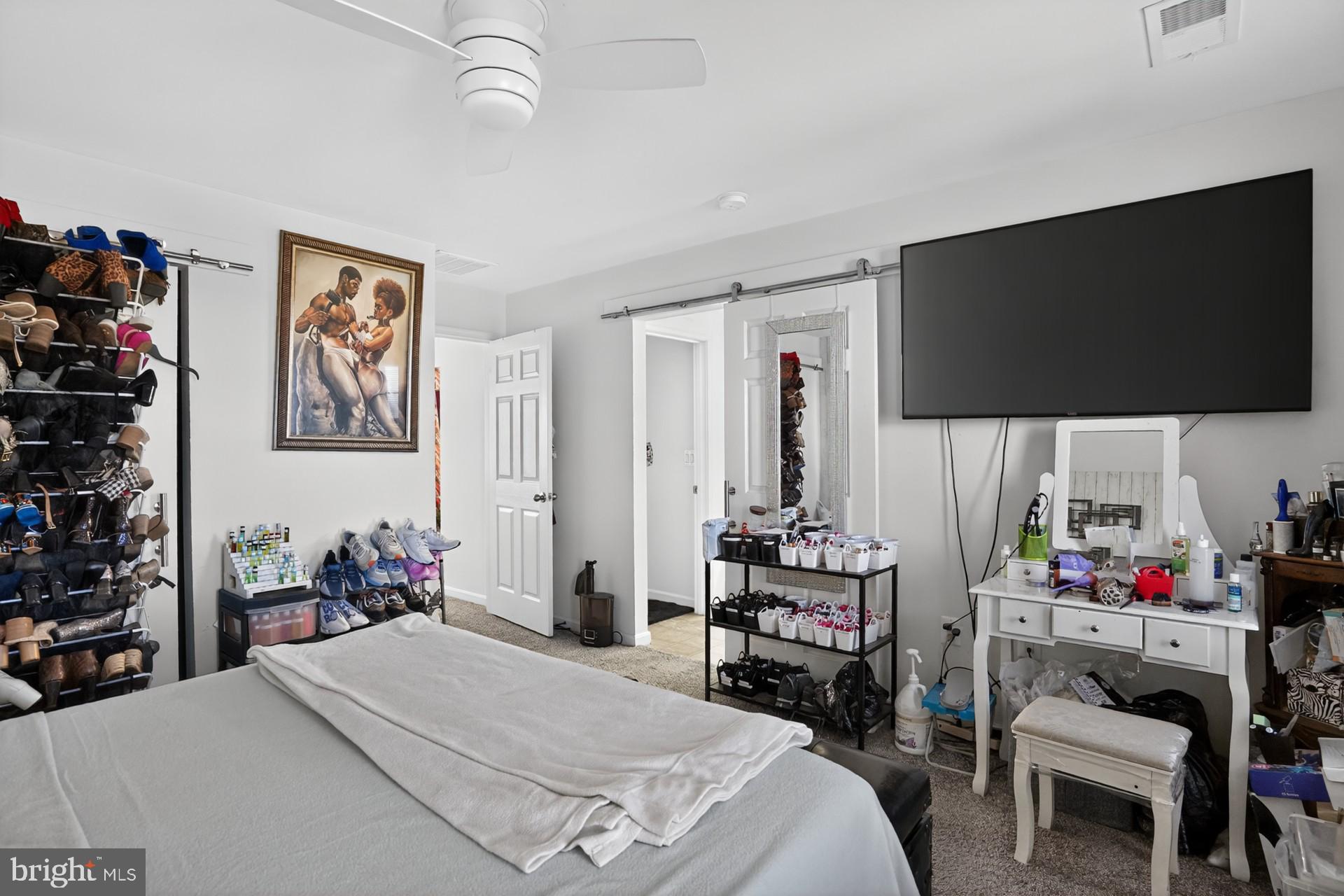 SOUTHERN HILLS - Residential