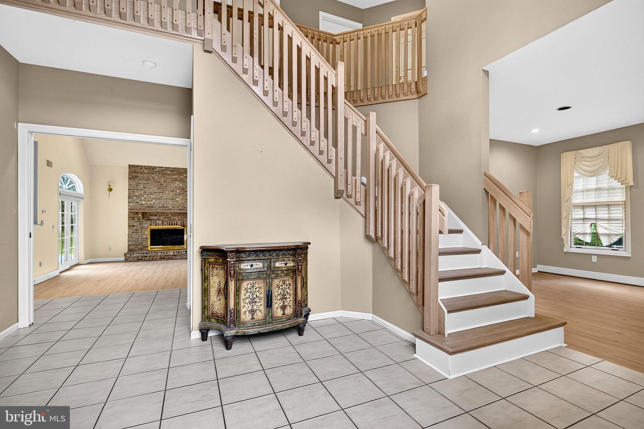 15 SCENIC DRIVE