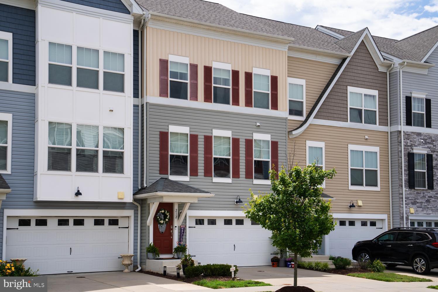212 JESSICA LYN AVENUE G3