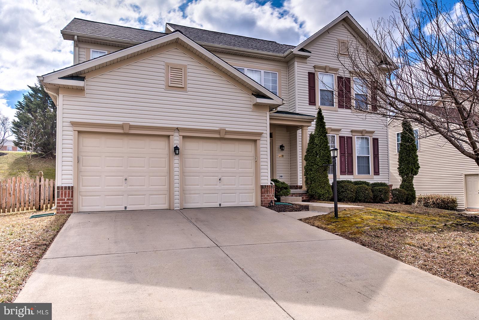 MONMOUTH MEADOWS - Residential