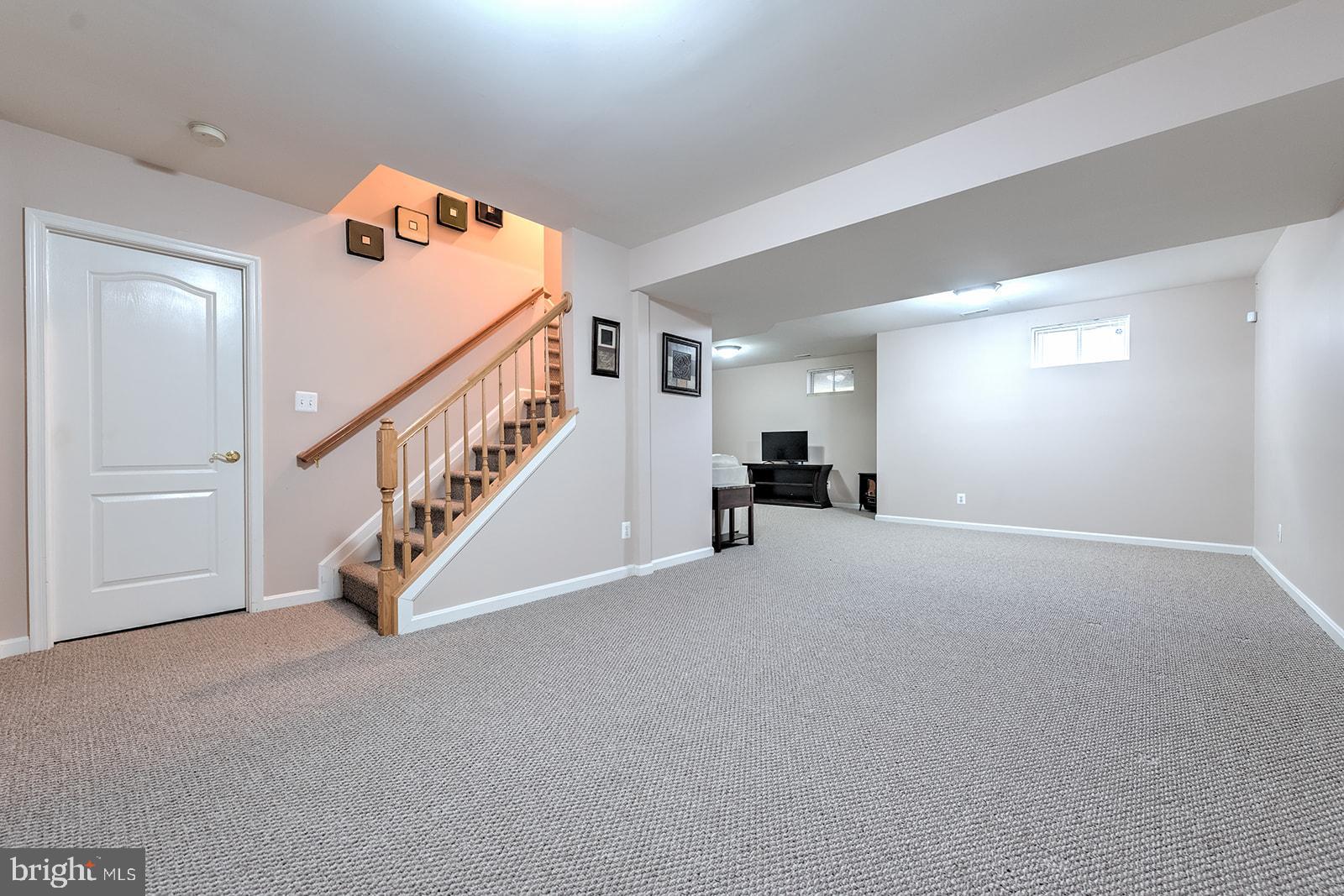 MONMOUTH MEADOWS - Residential