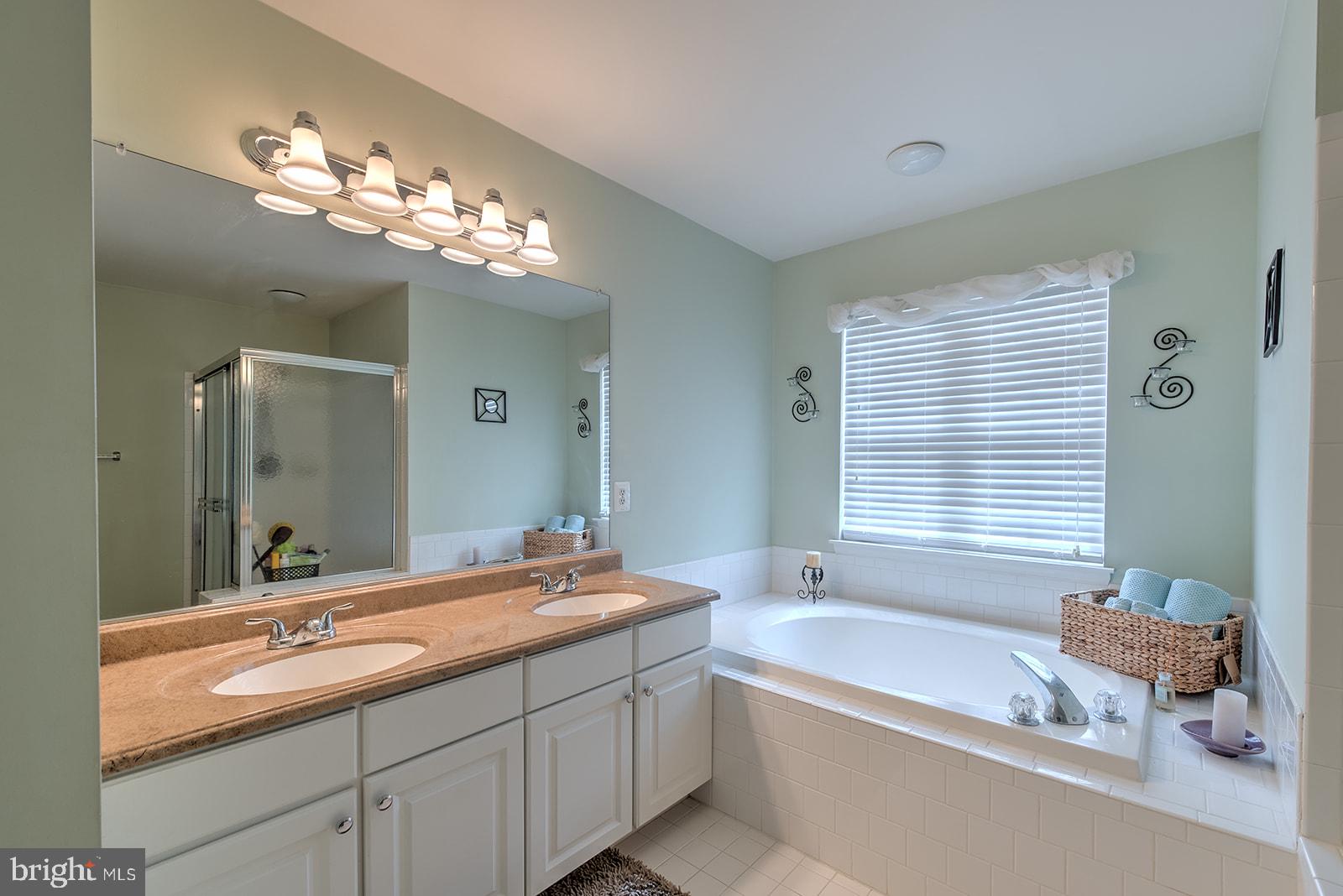 MONMOUTH MEADOWS - Residential