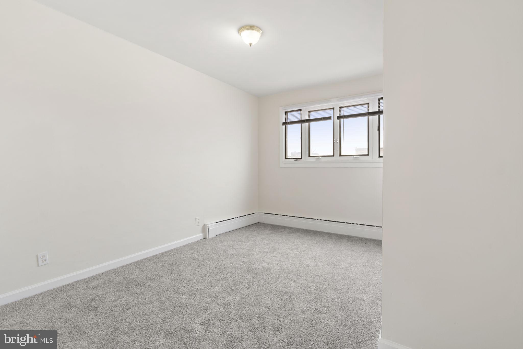 PHILADELPHIA (SOUTH) - Residential