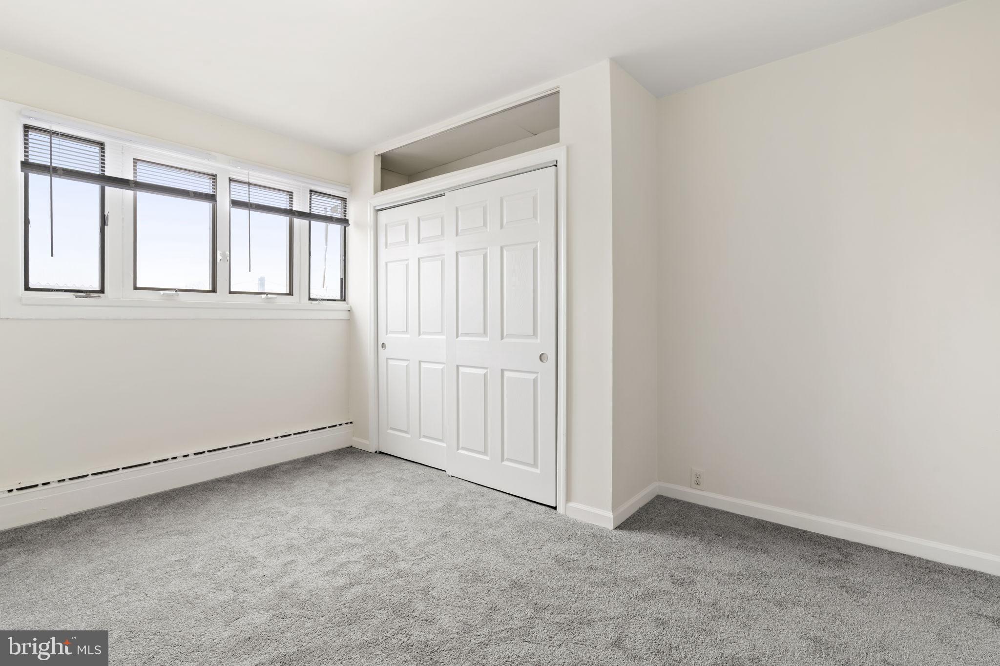 PHILADELPHIA (SOUTH) - Residential