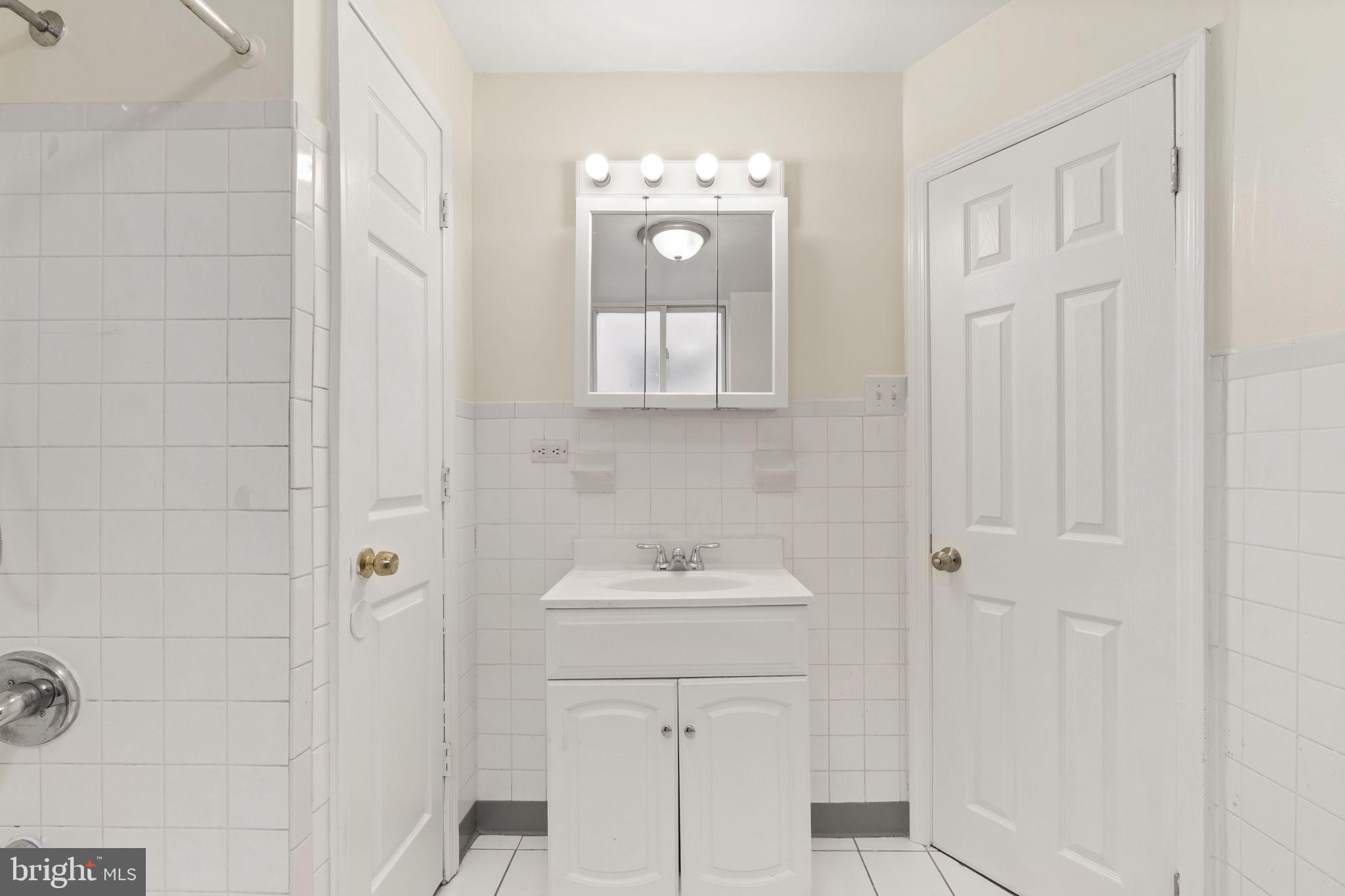 PHILADELPHIA (SOUTH) - Residential