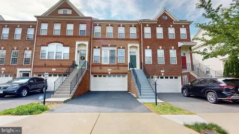 41867 Cinnabar Square, Aldie, VA MLS: VALO2094460
