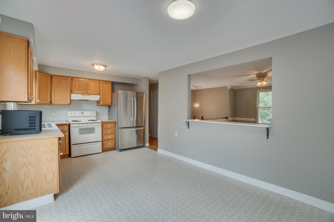 MEADOWLARK - Residential