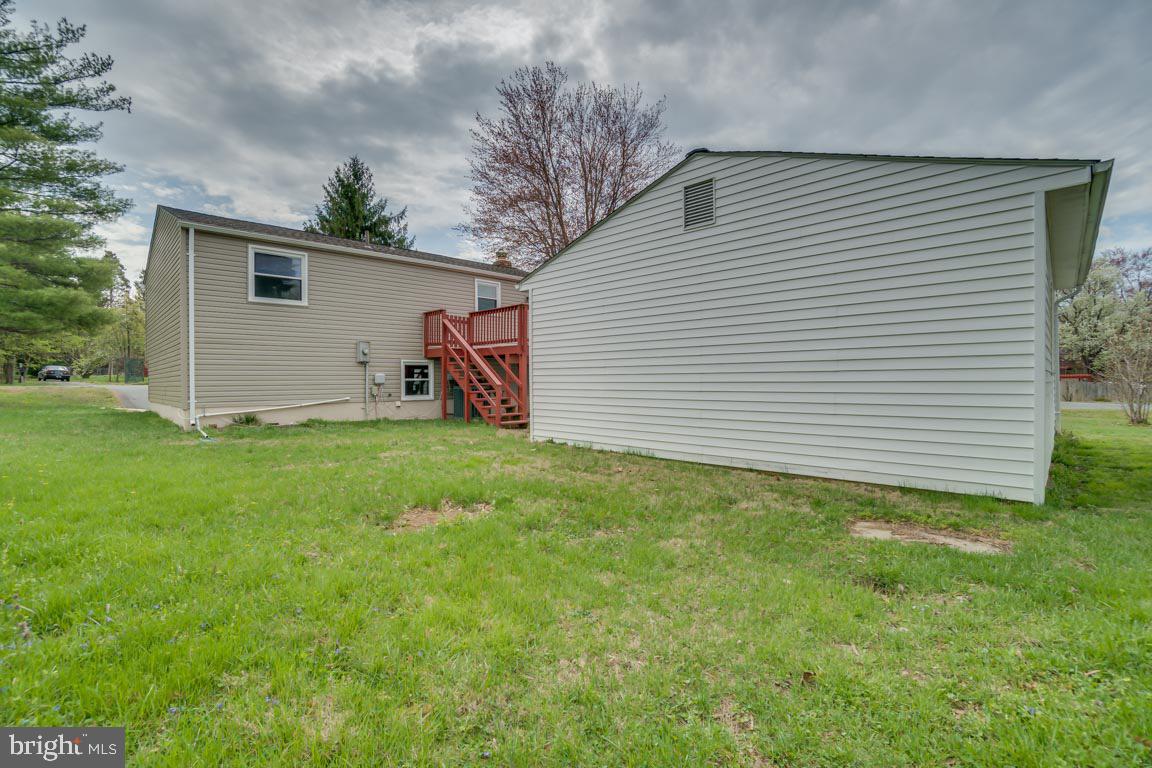 MEADOWLARK - Residential