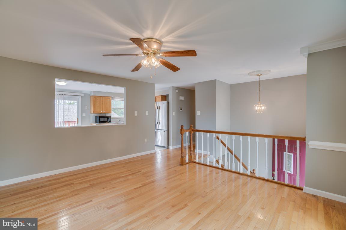 MEADOWLARK - Residential