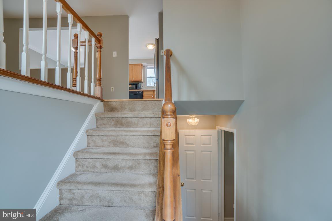 MEADOWLARK - Residential