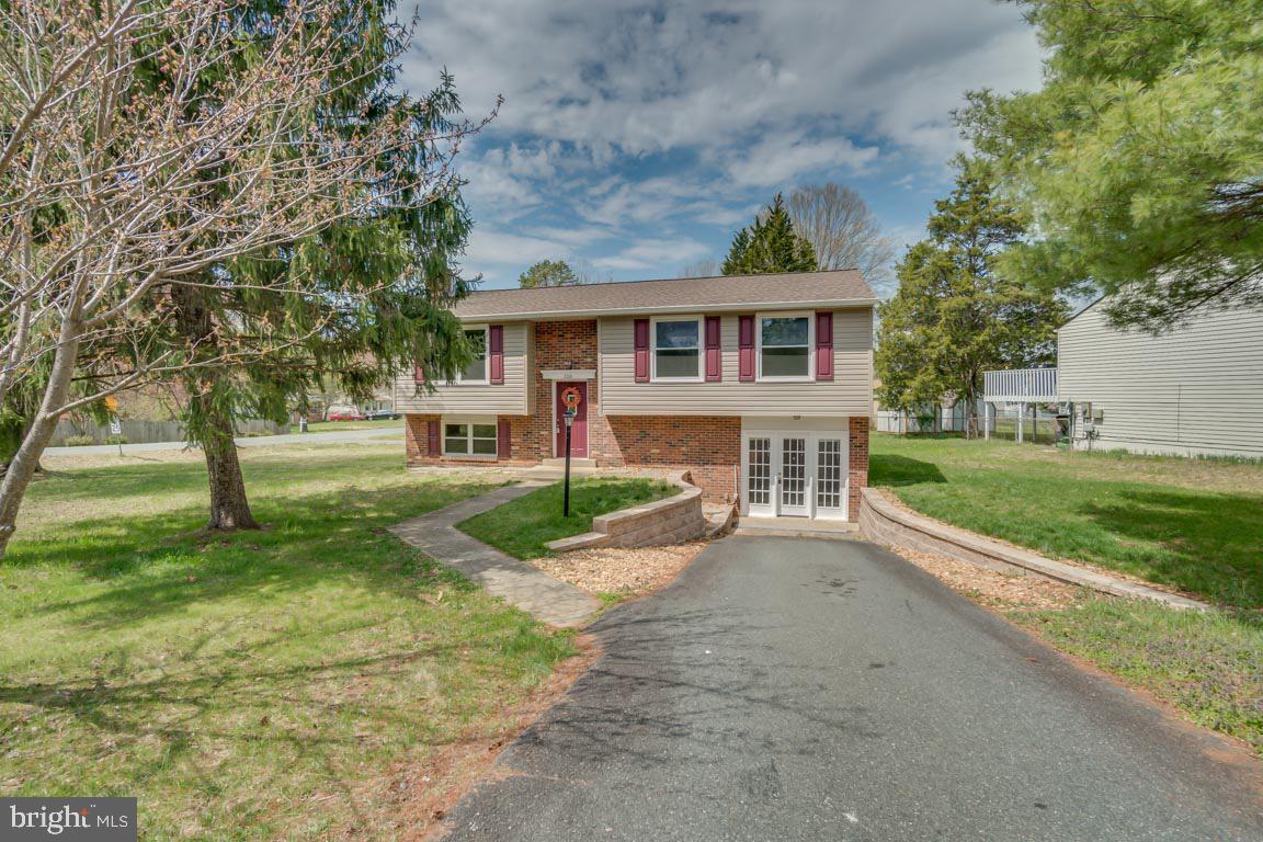 MEADOWLARK - Residential