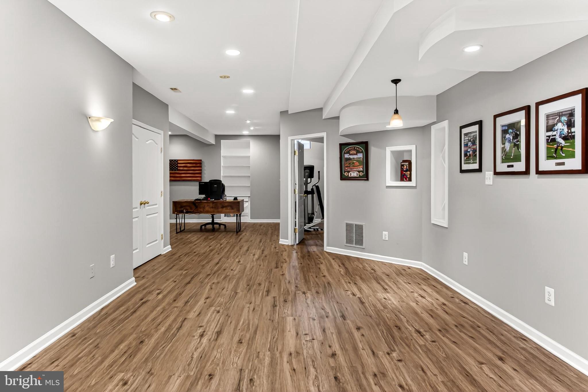 BELMONT COUNTRY CLUB - Residential