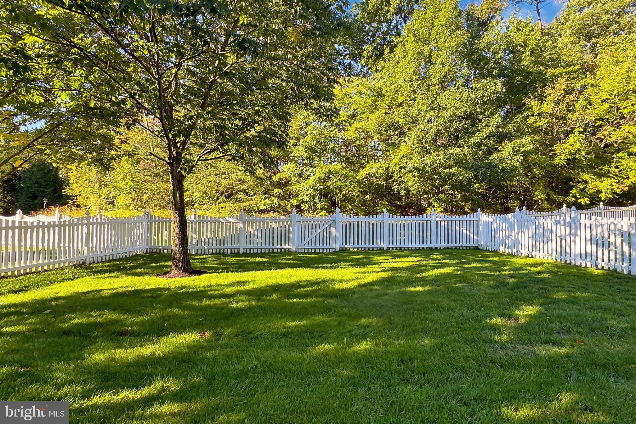 BELMONT COUNTRY CLUB - Residential