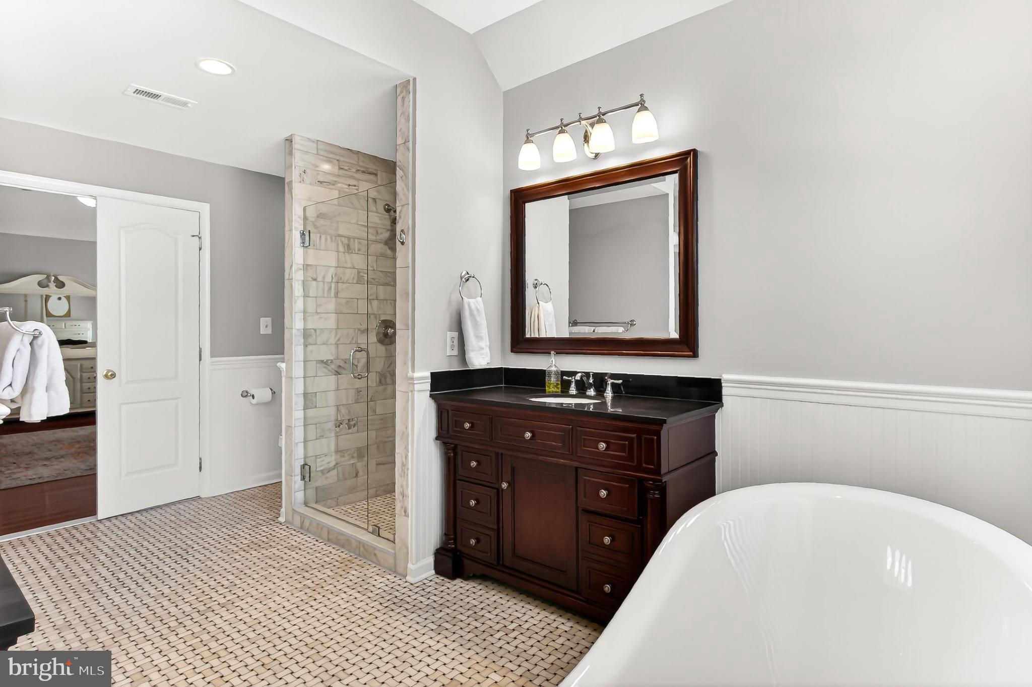 BELMONT COUNTRY CLUB - Residential