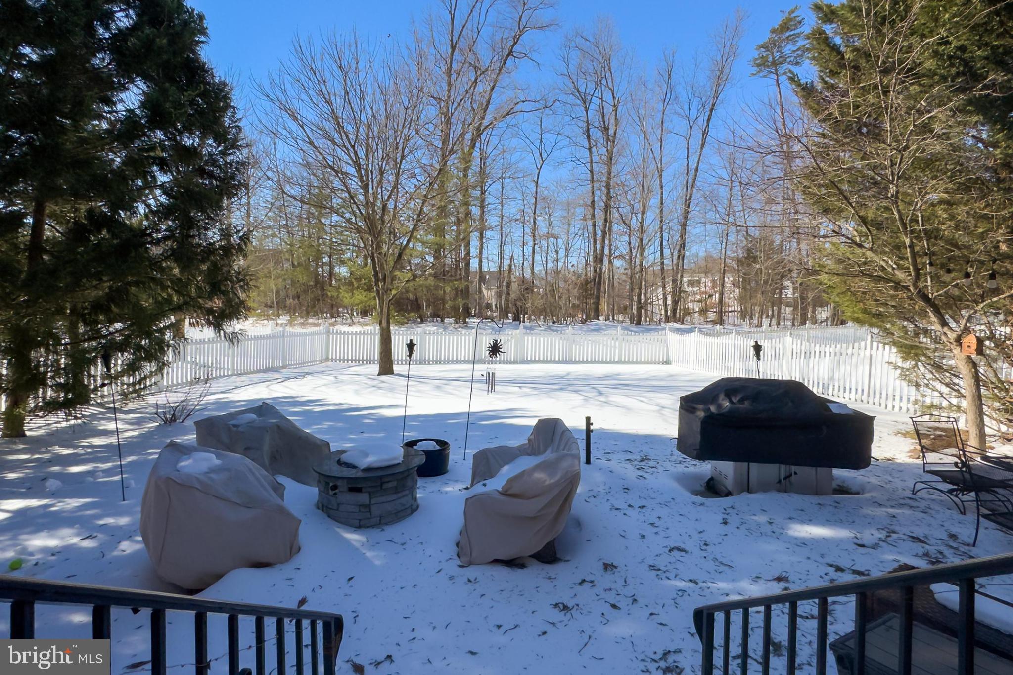 BELMONT COUNTRY CLUB - Residential