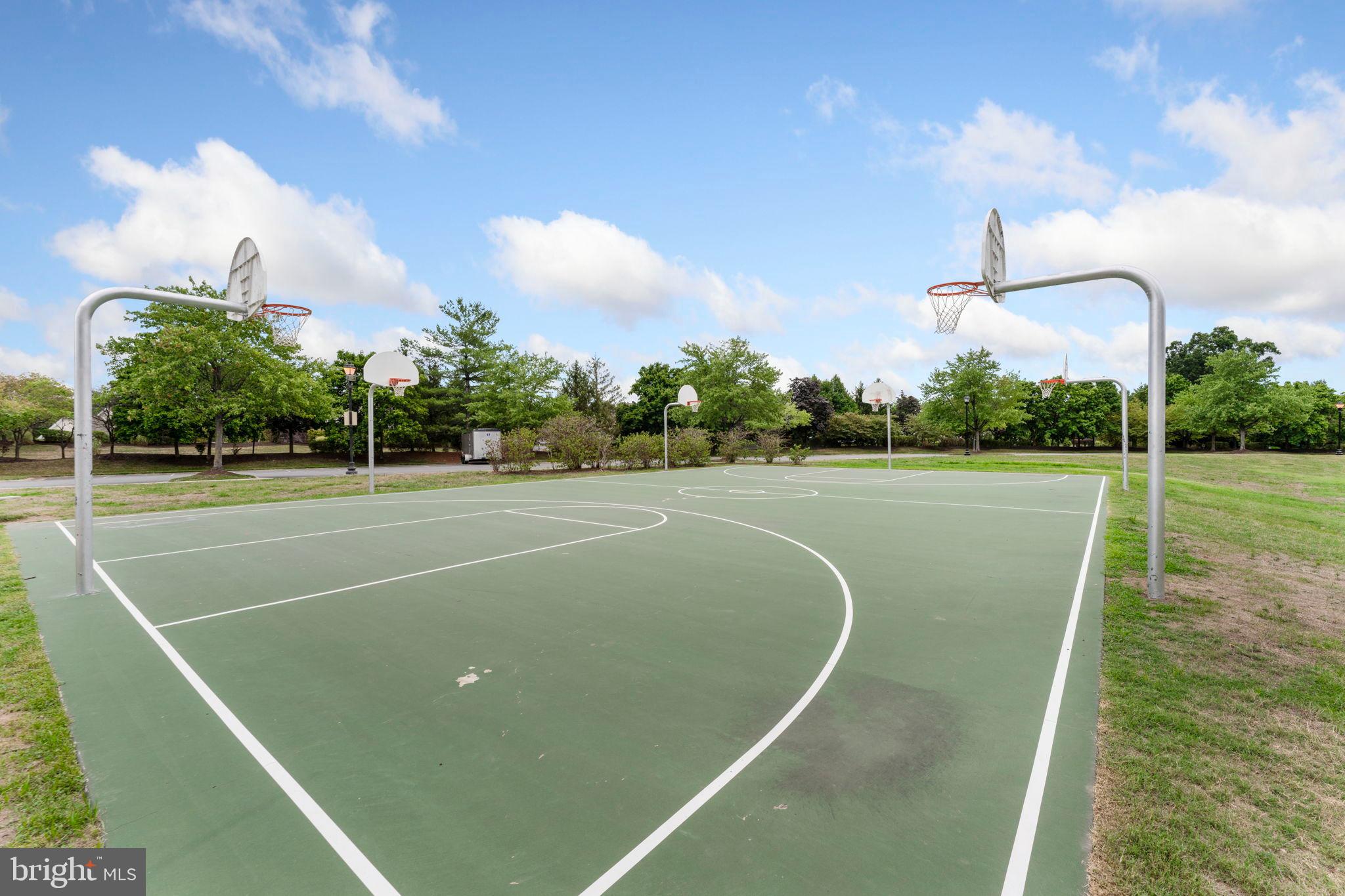 BELMONT COUNTRY CLUB - Residential