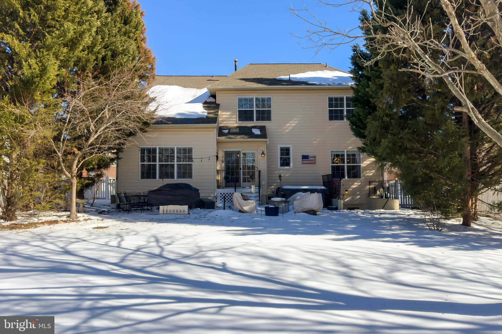 BELMONT COUNTRY CLUB - Residential