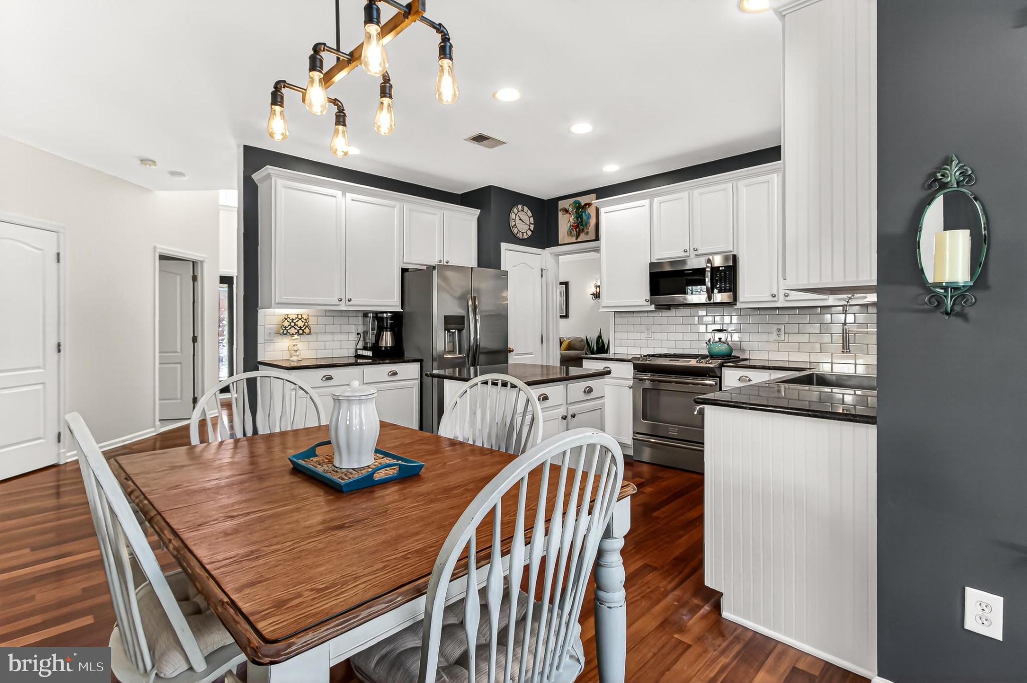 BELMONT COUNTRY CLUB - Residential