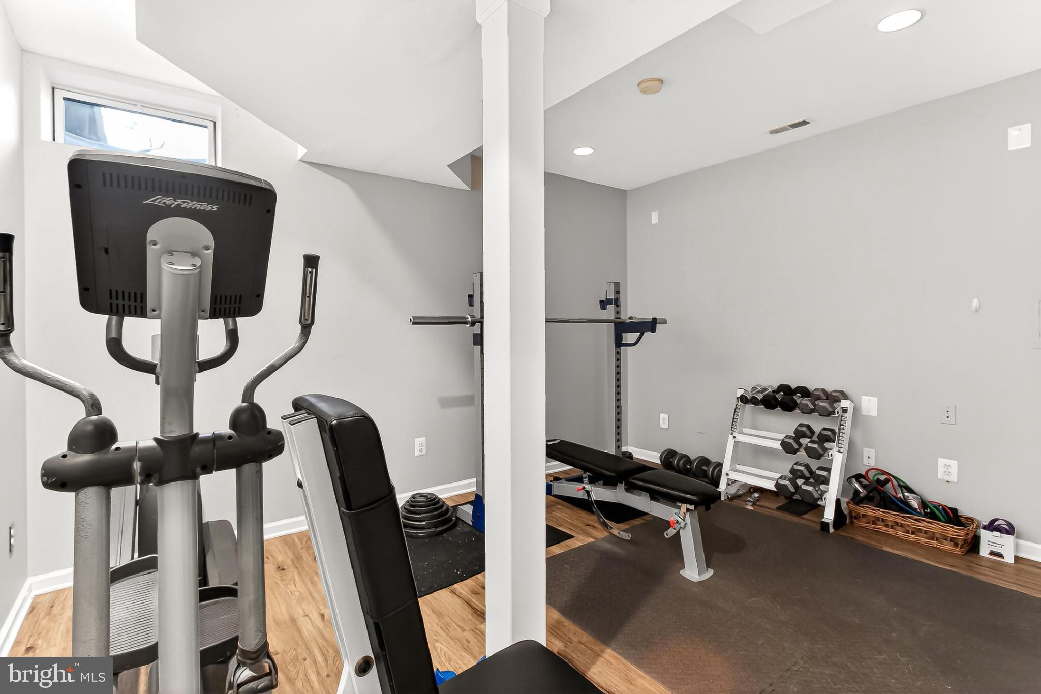 BELMONT COUNTRY CLUB - Residential