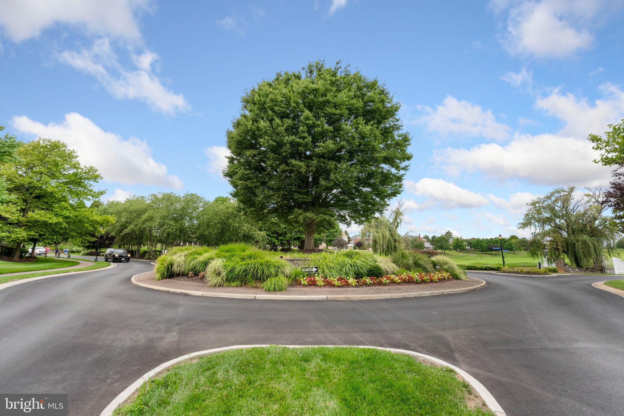 BELMONT COUNTRY CLUB - Residential