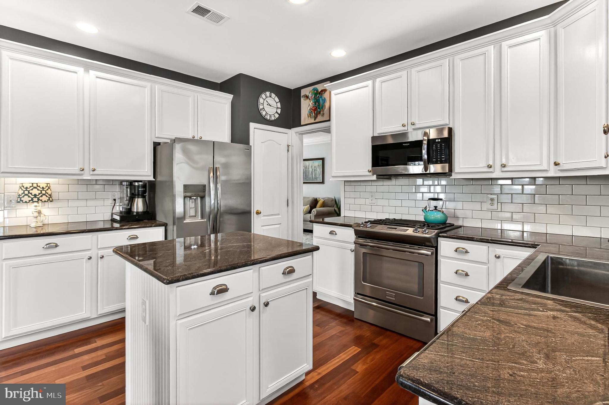 BELMONT COUNTRY CLUB - Residential