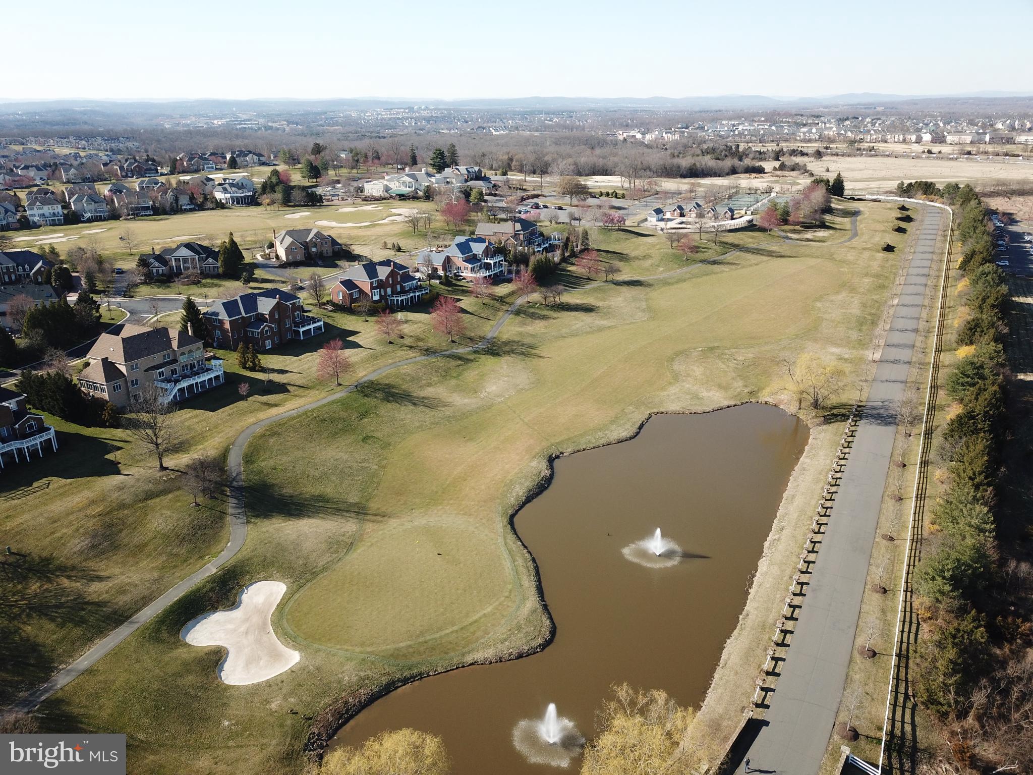 BELMONT COUNTRY CLUB - Residential