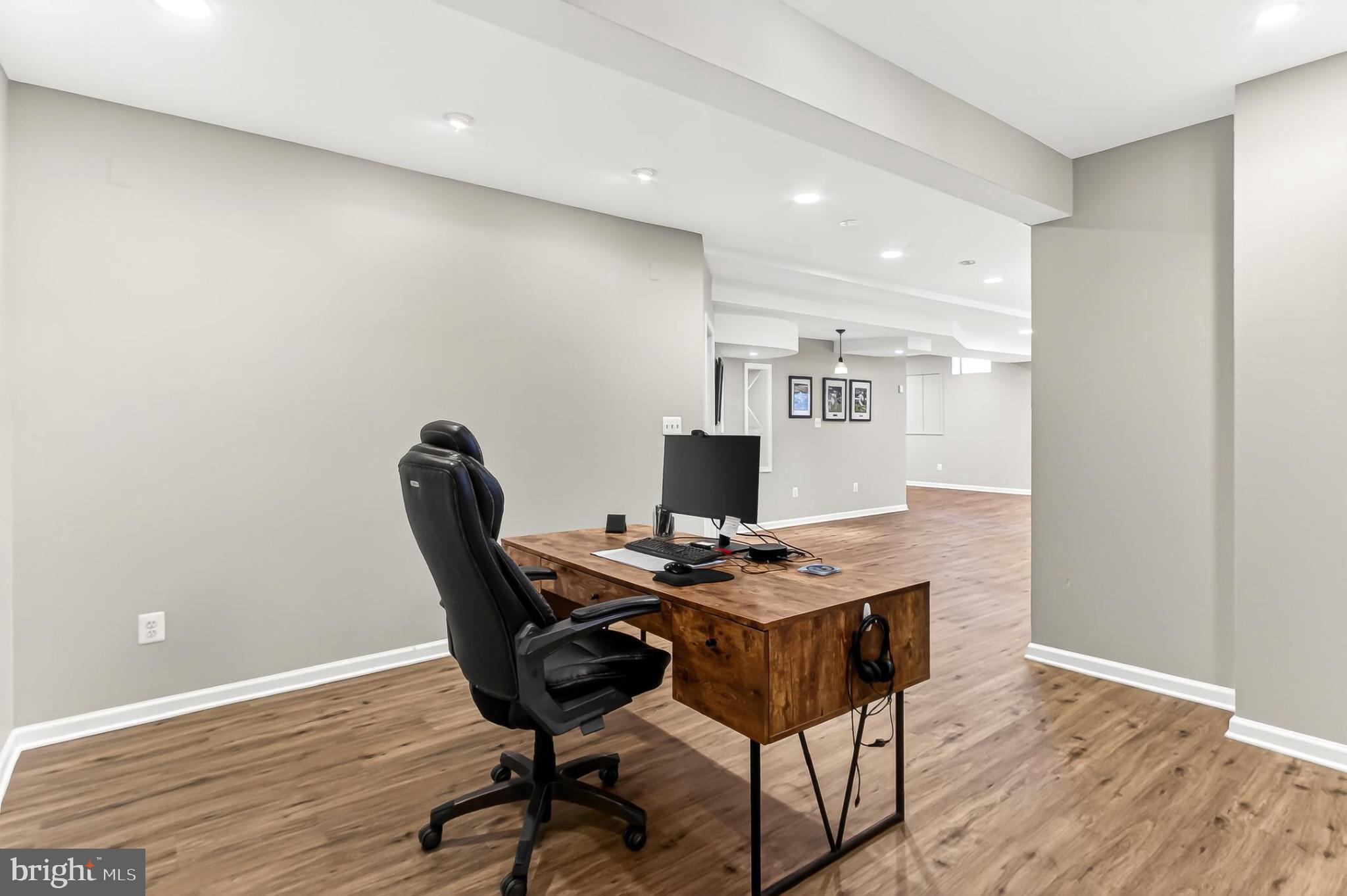 BELMONT COUNTRY CLUB - Residential