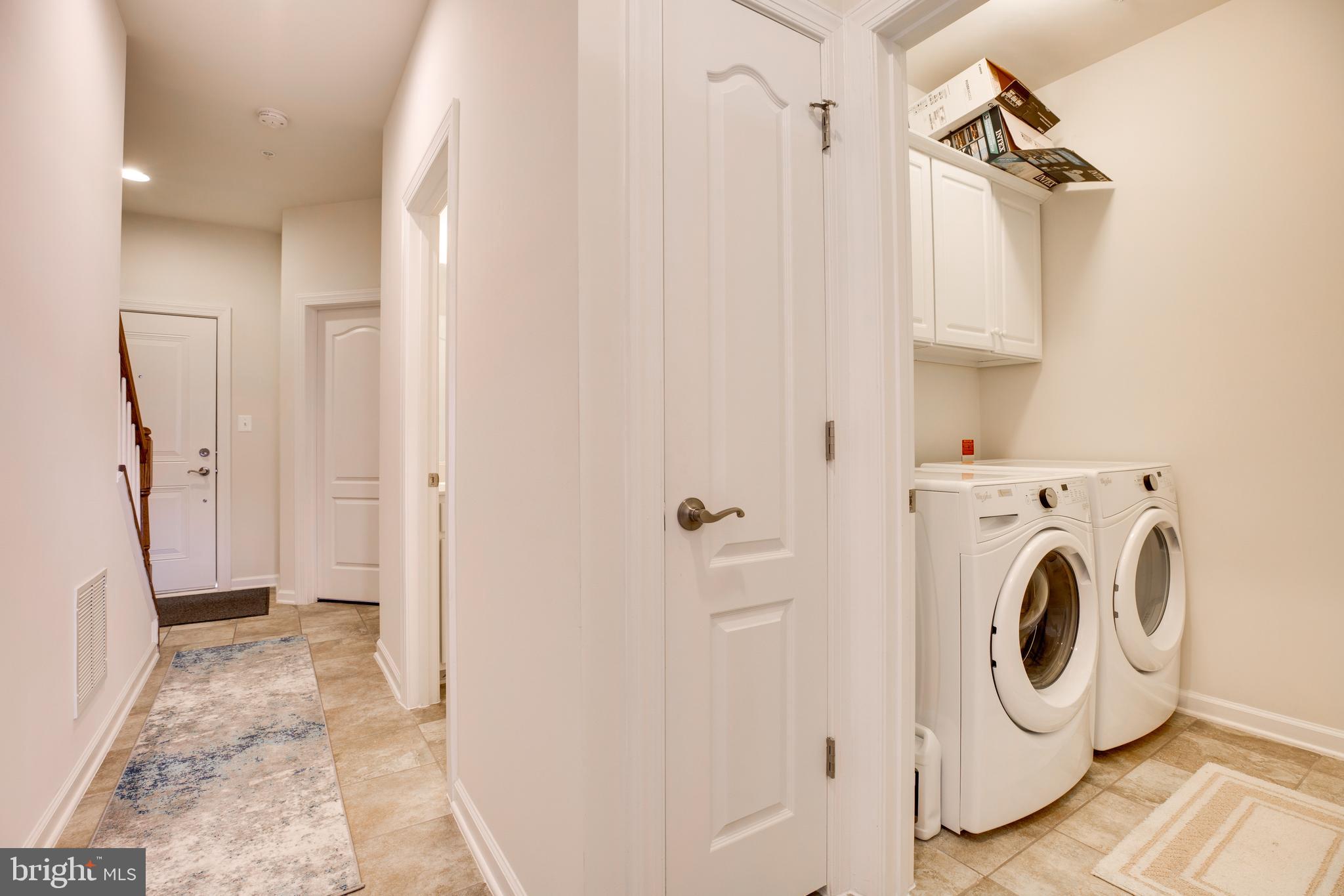 FALLS GROVE - Residential Lease