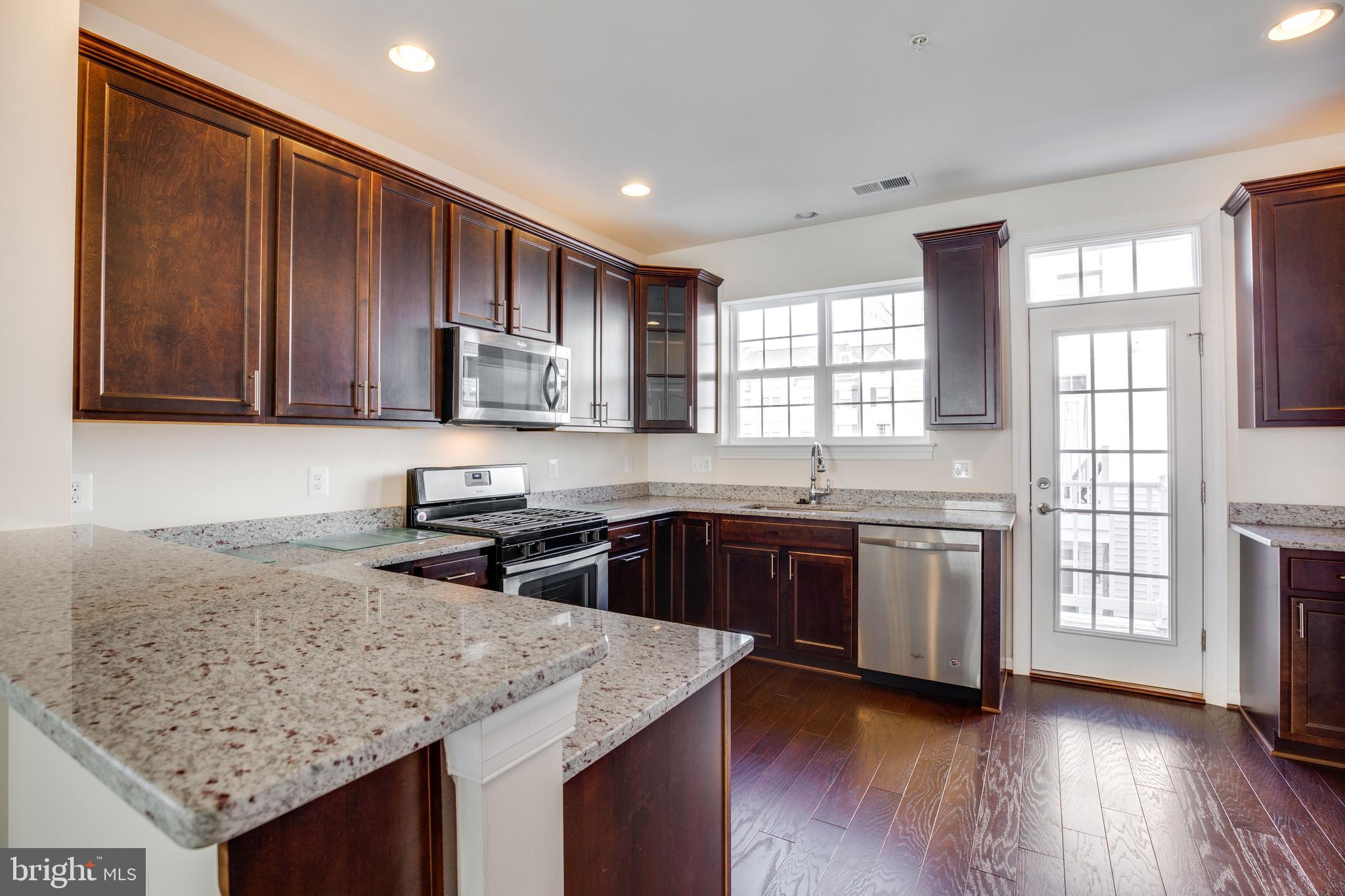 FALLS GROVE - Residential Lease