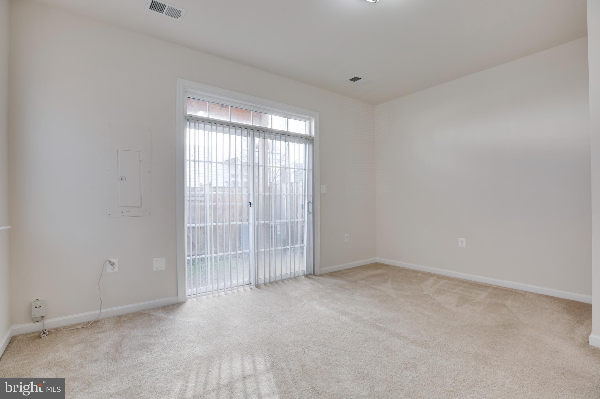 FALLS GROVE - Residential Lease