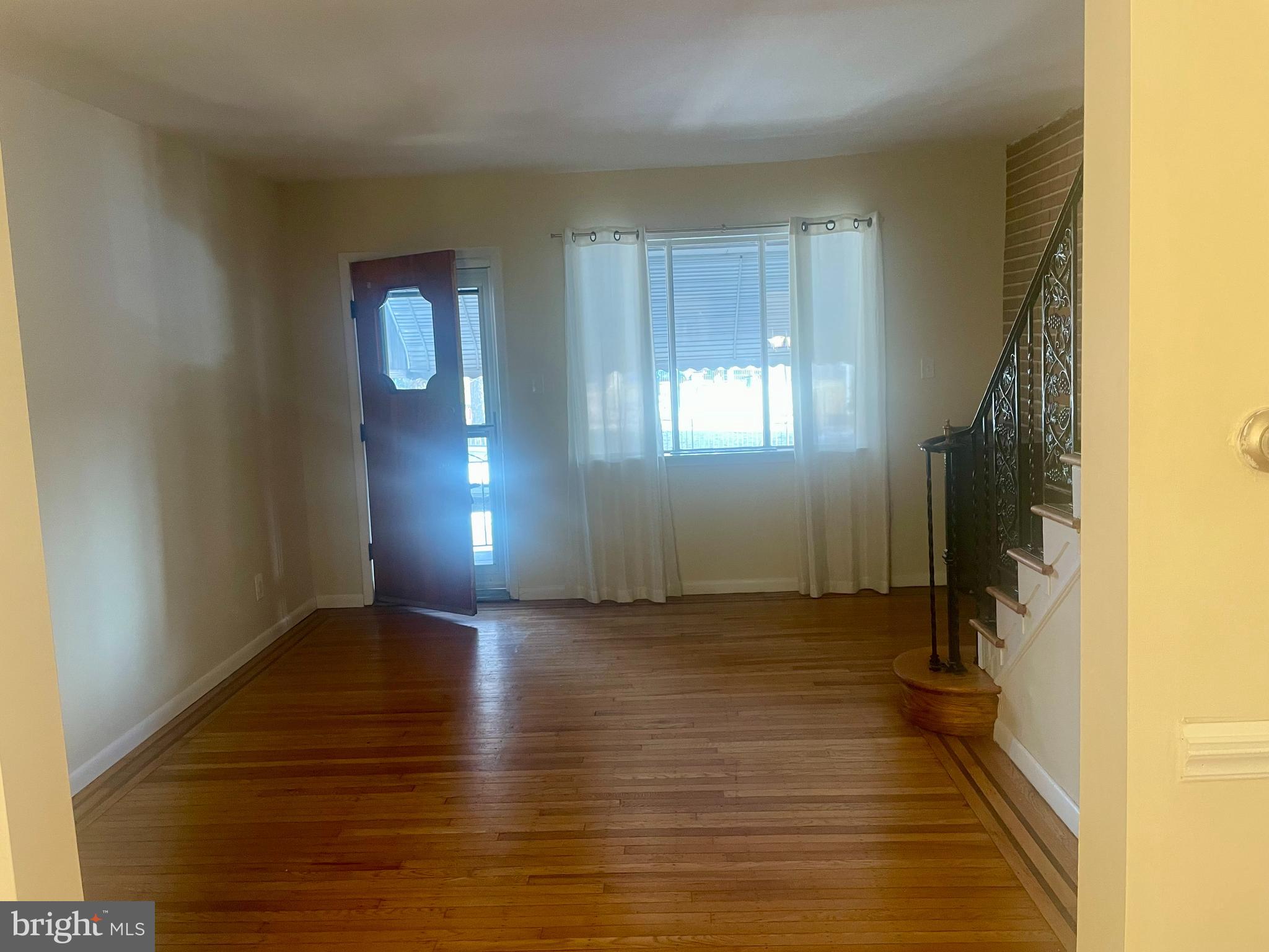 PORT RICHMOND - Residential