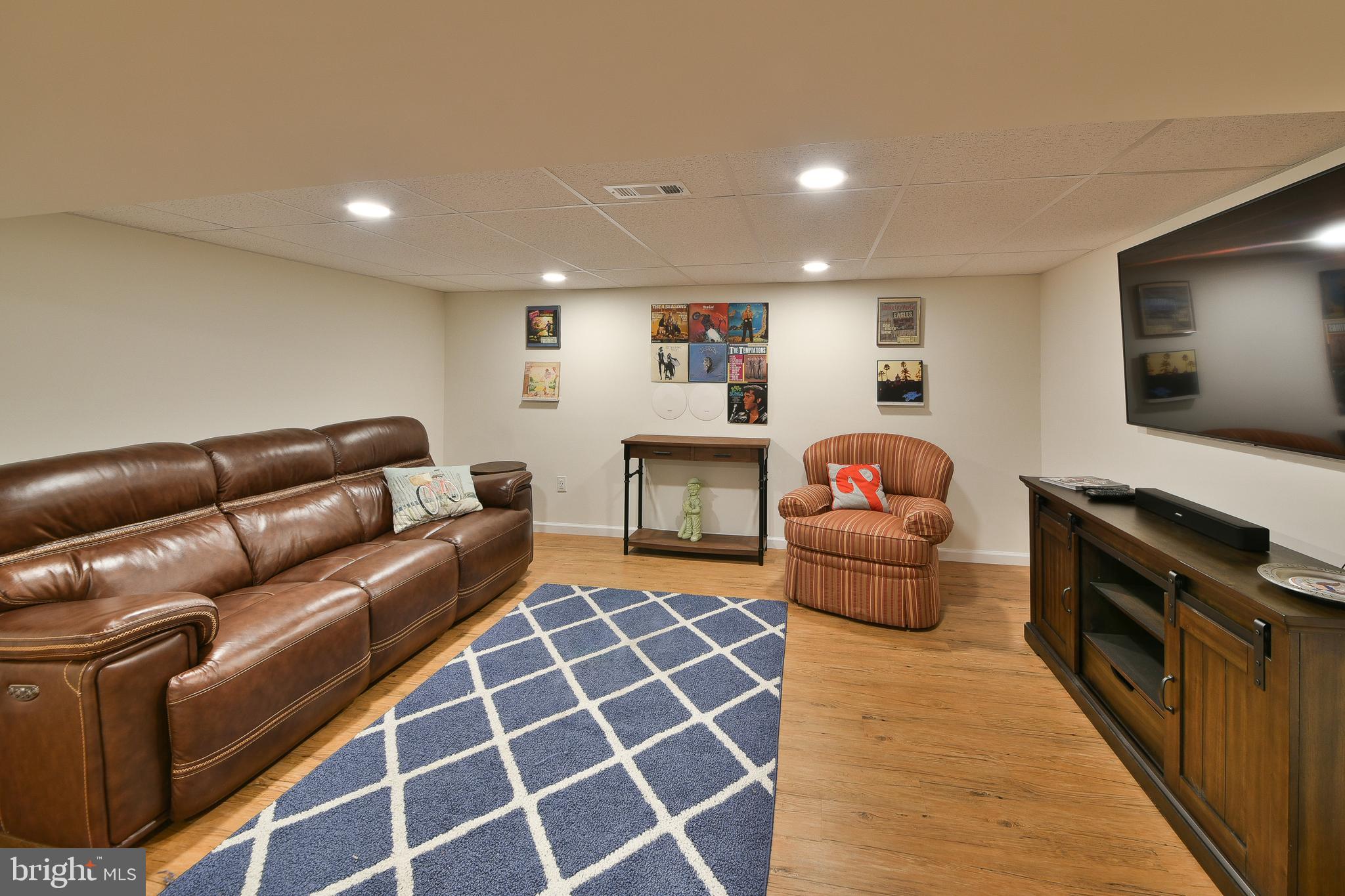 BRIDGETOWN - Residential