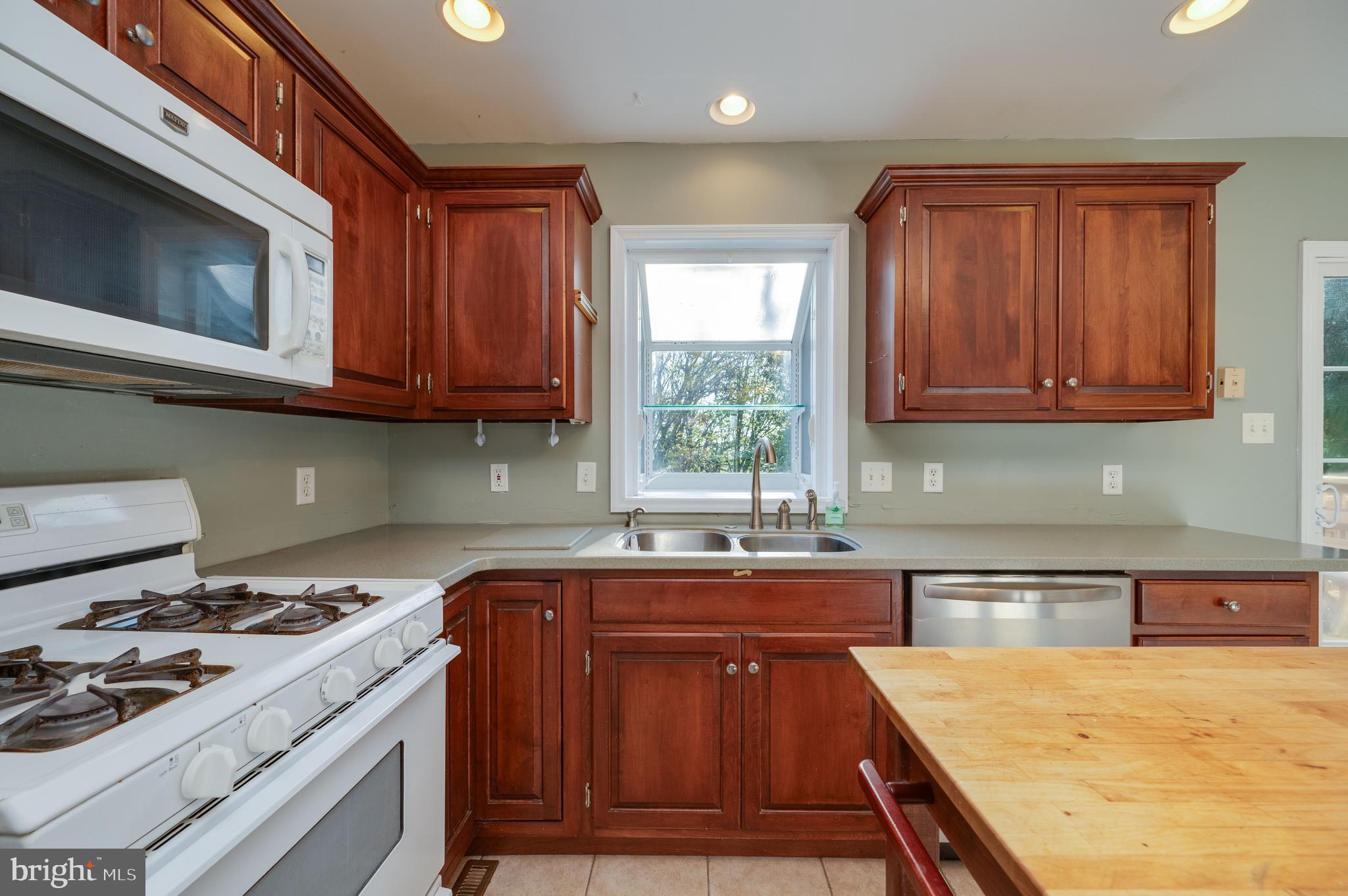 REESER HEIGHTS - Residential