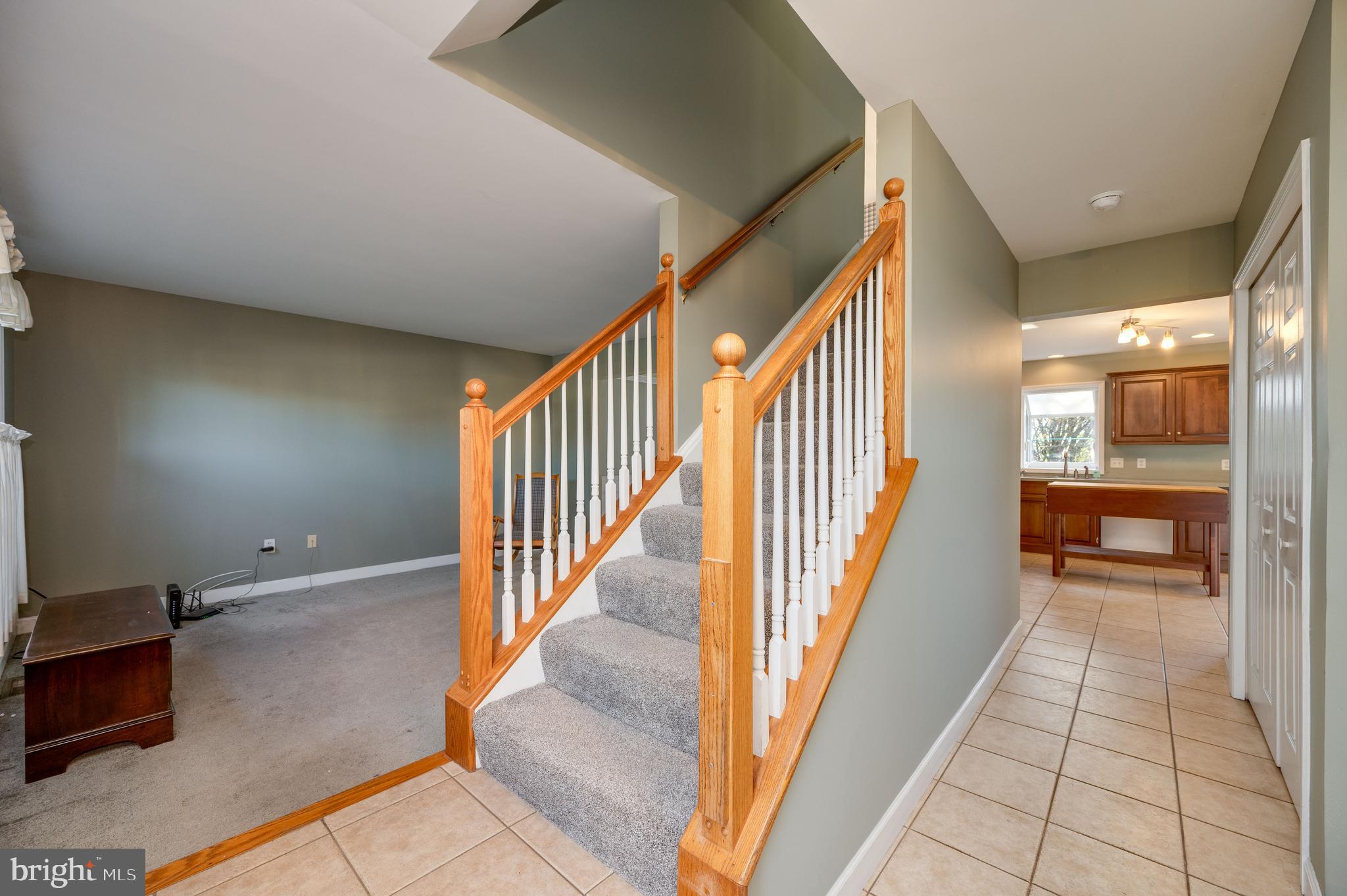 REESER HEIGHTS - Residential