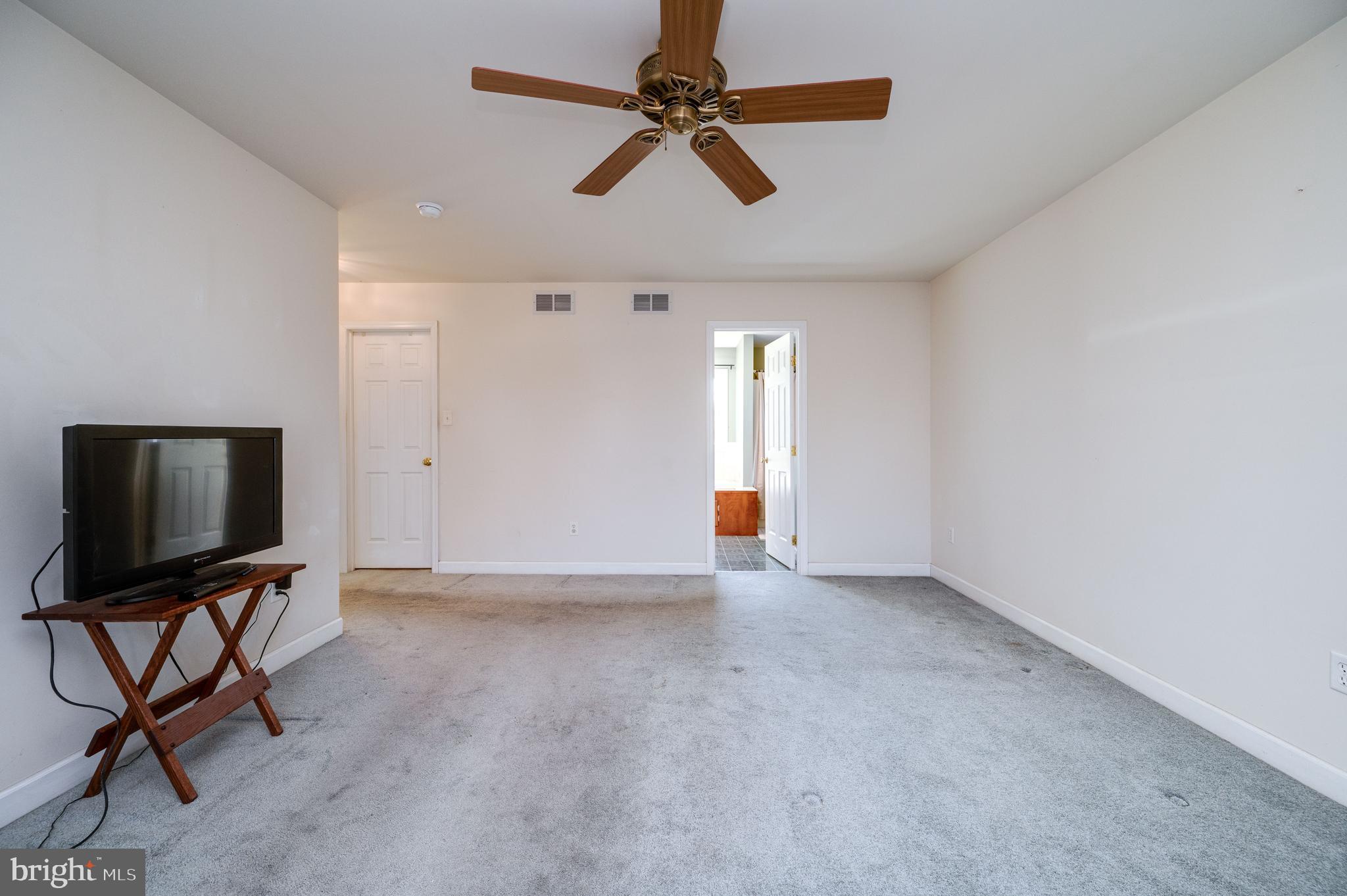 REESER HEIGHTS - Residential