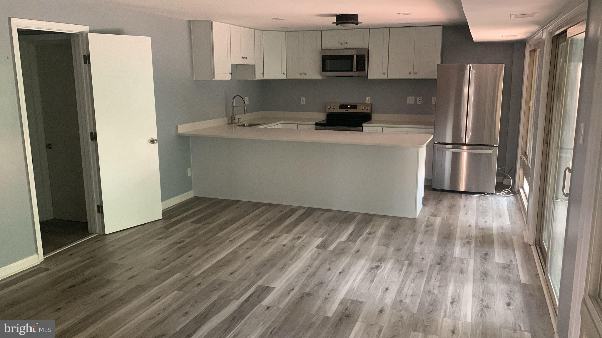 LAKE NORMANDY ESTATES - Residential Lease